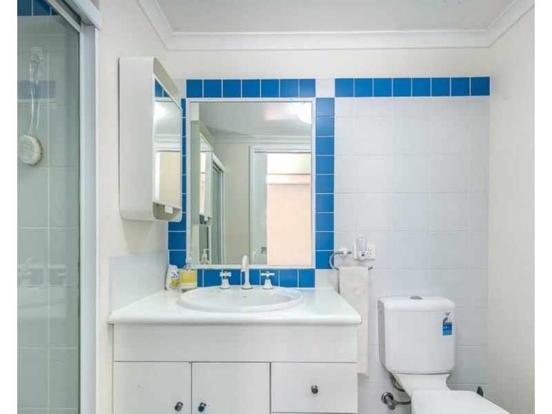 7A/220 Marine Parade, Southport QLD 4215