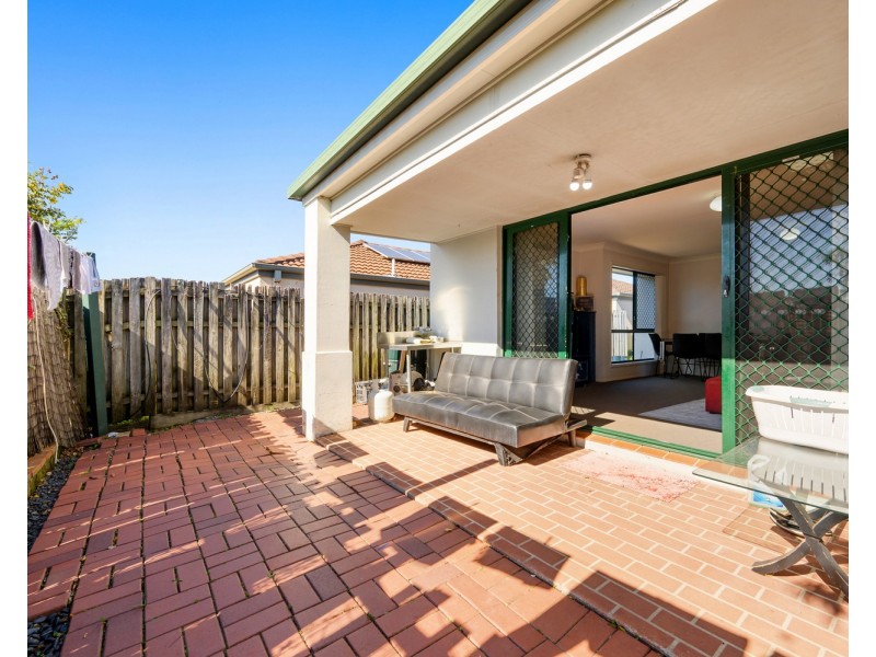 16 Harrow Place, Arundel QLD 4214