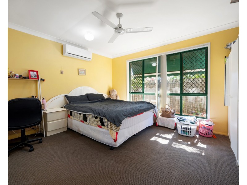 16 Harrow Place, Arundel QLD 4214