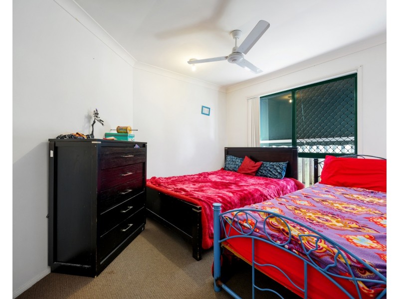 16 Harrow Place, Arundel QLD 4214