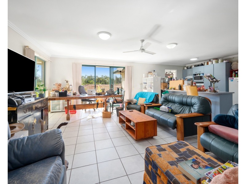 19 Glastonbury Drive, Mudgeeraba QLD 4213