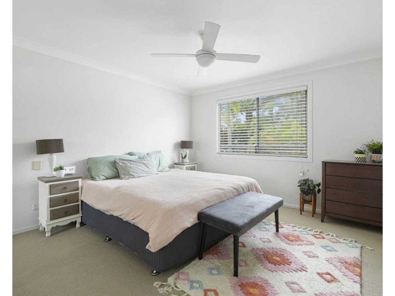 100 Cotlew Street East, Southport QLD 4215