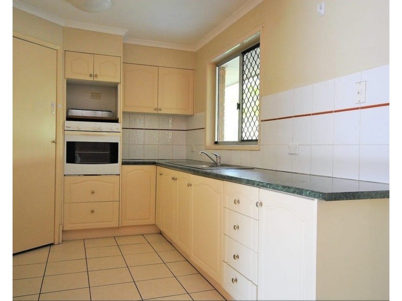 79 Wardoo Street, Southport QLD 4215