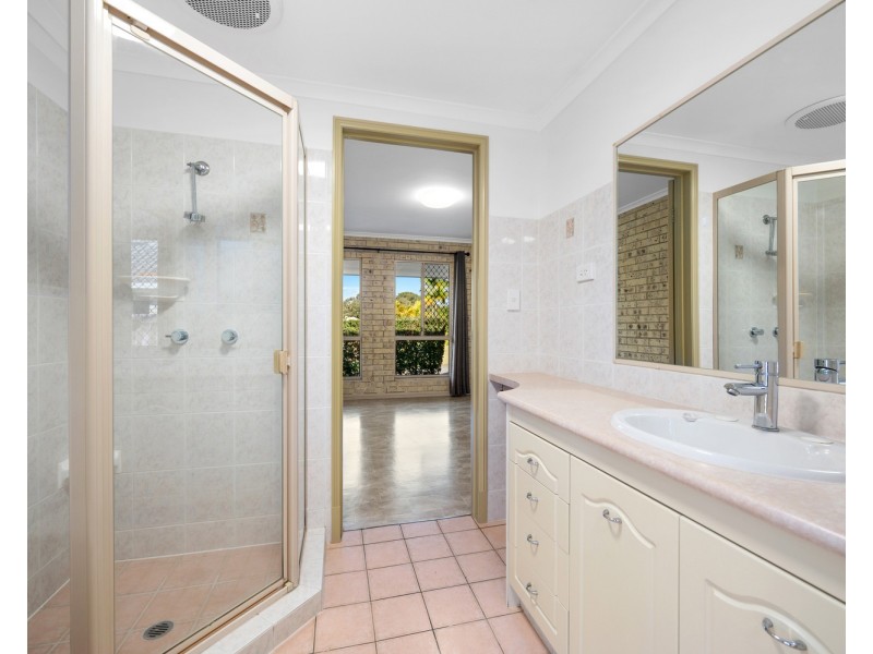 9 Everest Drive, Southport QLD 4215