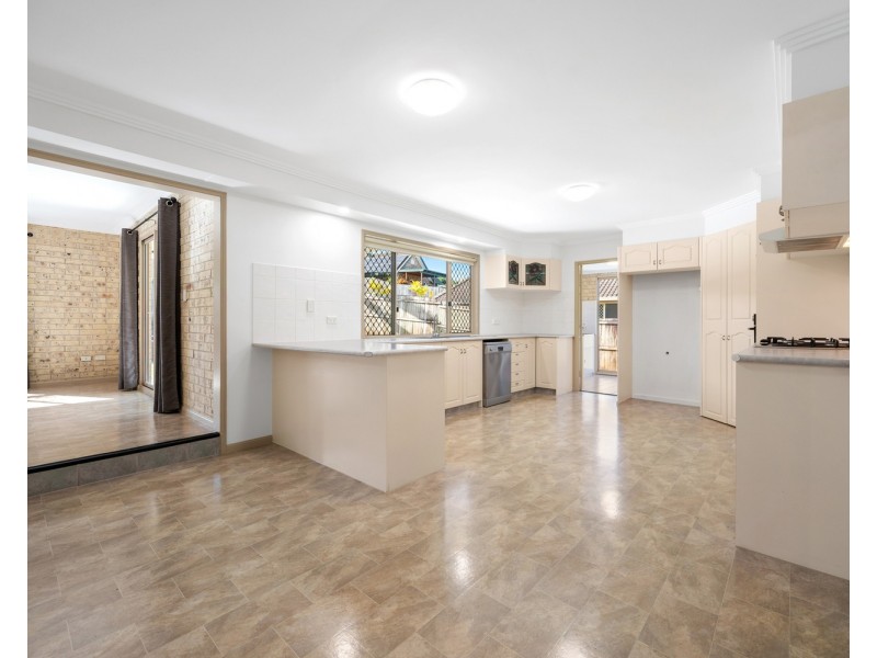 9 Everest Drive, Southport QLD 4215