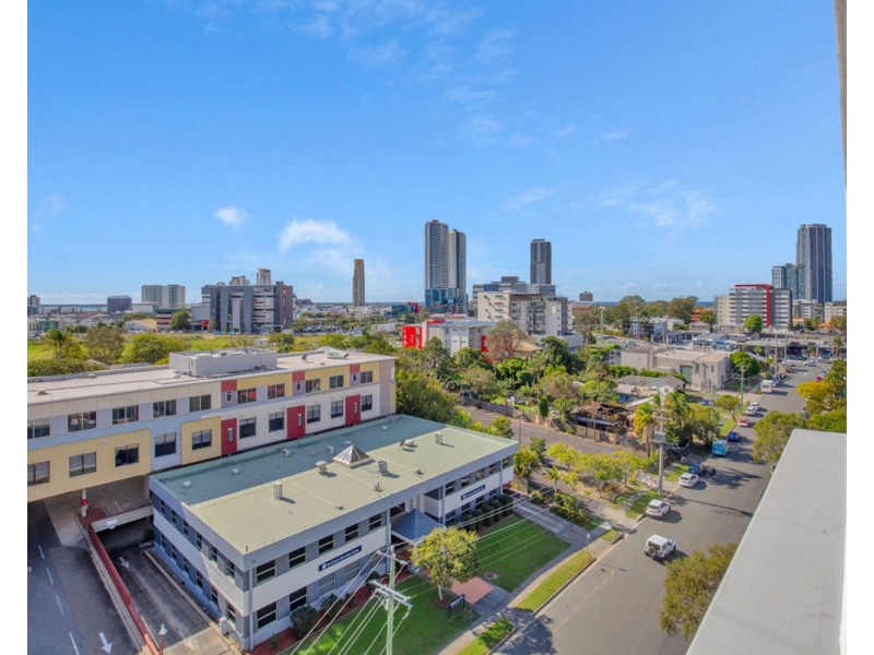 802/26 Spendelove Avenue, Southport QLD 4215