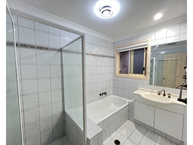 7 Cherry Hill Crescent, Parkwood QLD 4214