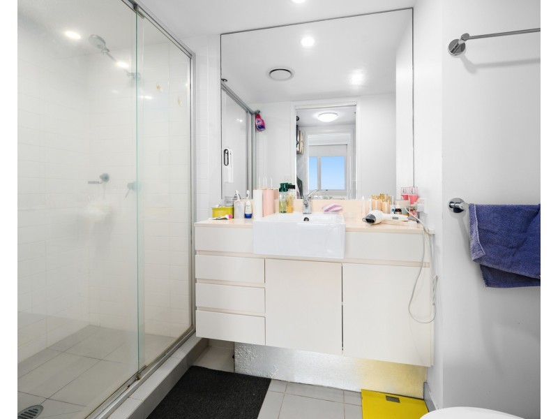 21109/5 Lawson Street, Southport QLD 4215