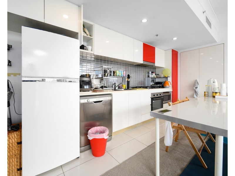 21109/5 Lawson Street, Southport QLD 4215