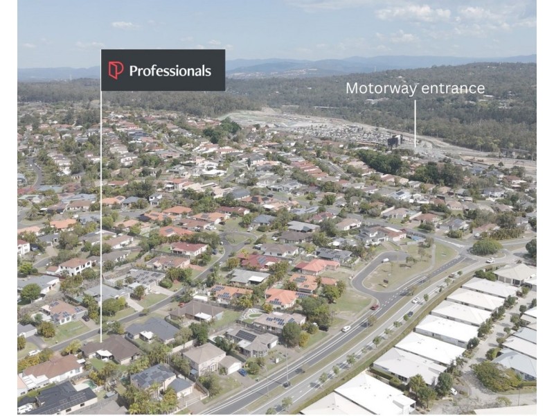 3 Chelmsford Place, Parkwood QLD 4214