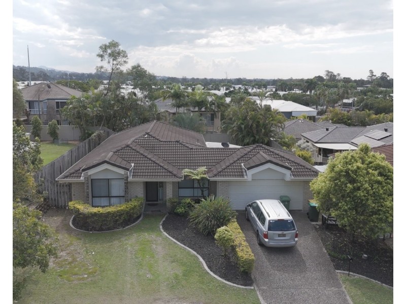 3 Chelmsford Place, Parkwood QLD 4214