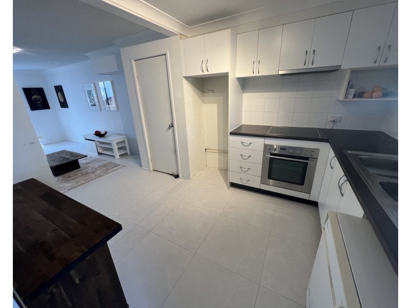 7/37-41 Markwell Avenue, Surfers Paradise QLD 4217