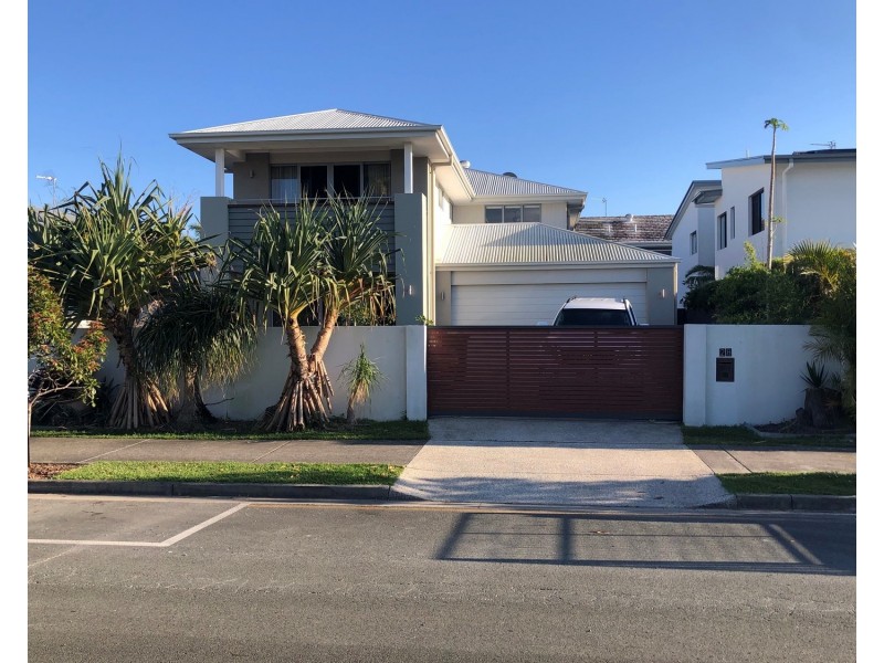 28 Grant Avenue, Hope Island QLD 4212