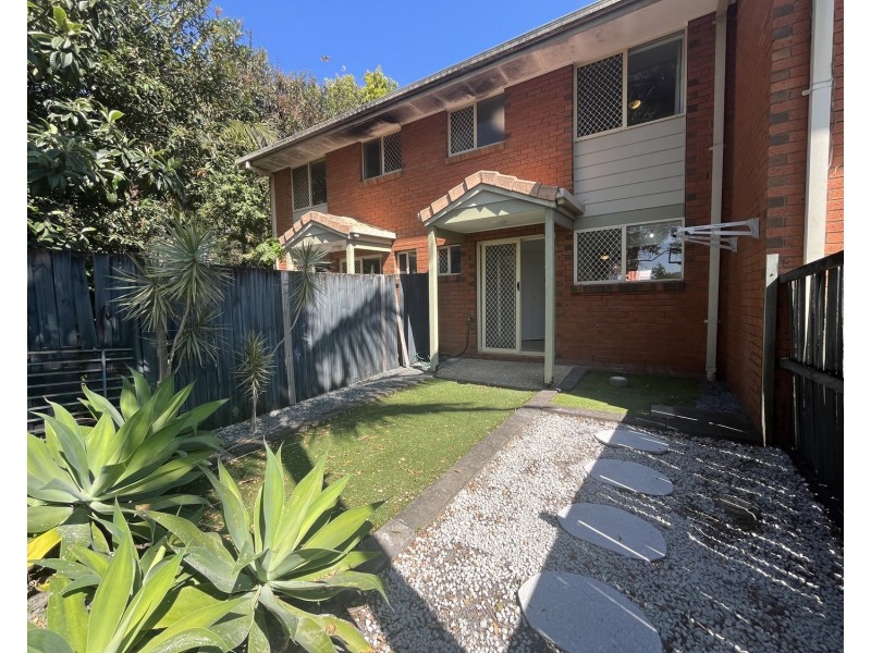 36/60 Whitby Street, Southport QLD 4215