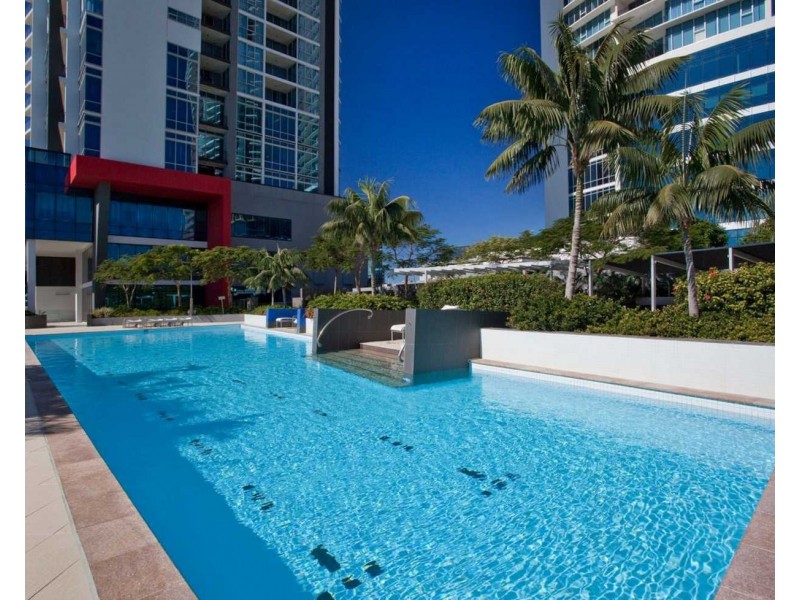 32408/9 Lawson Street, Southport QLD 4215