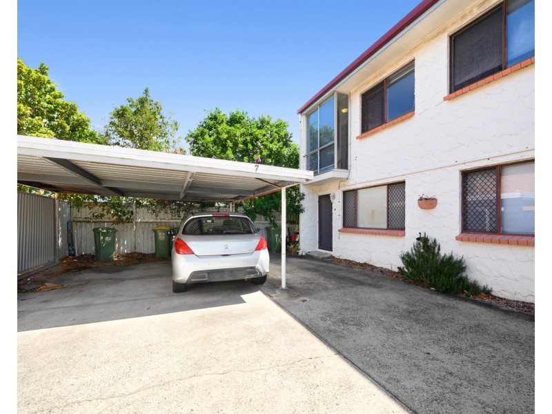 7/20-22 Central Street, Labrador QLD 4215