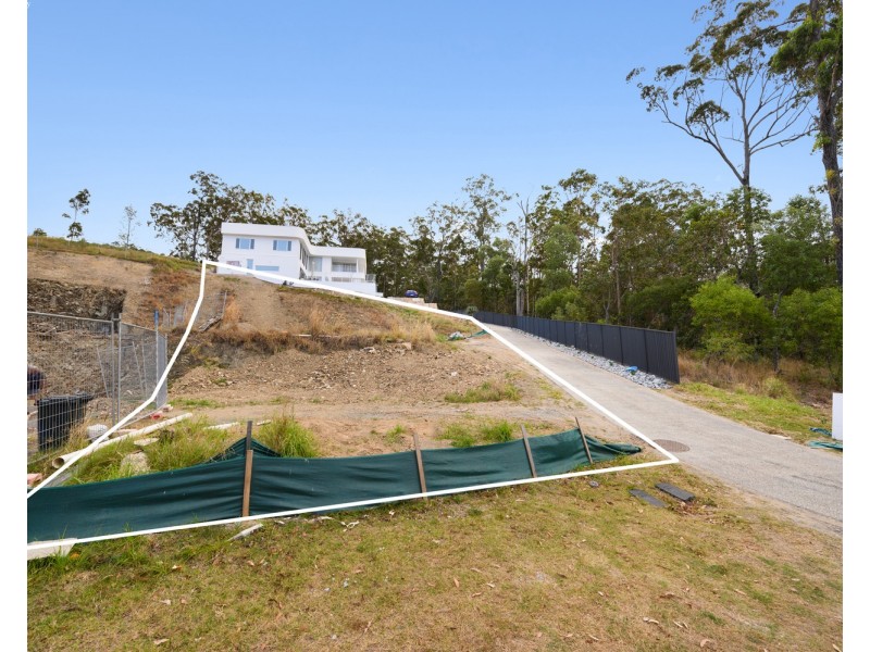 111 Cowell Drive, Burleigh Heads QLD 4220