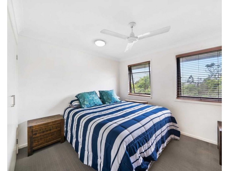 2/12 Christine Drive, Coomera QLD 4209