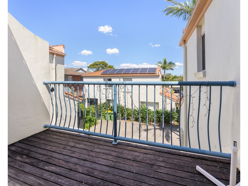 4/17 George Street, Southport QLD 4215
