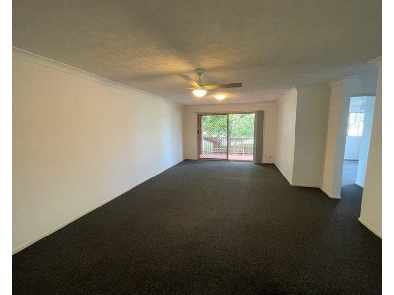 2/28 Sykes Court, Southport QLD 4215