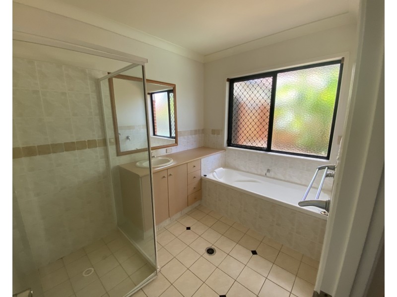 Robina QLD 4226