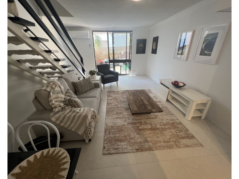 7/37-41 Markwell Avenue, Surfers Paradise QLD 4217