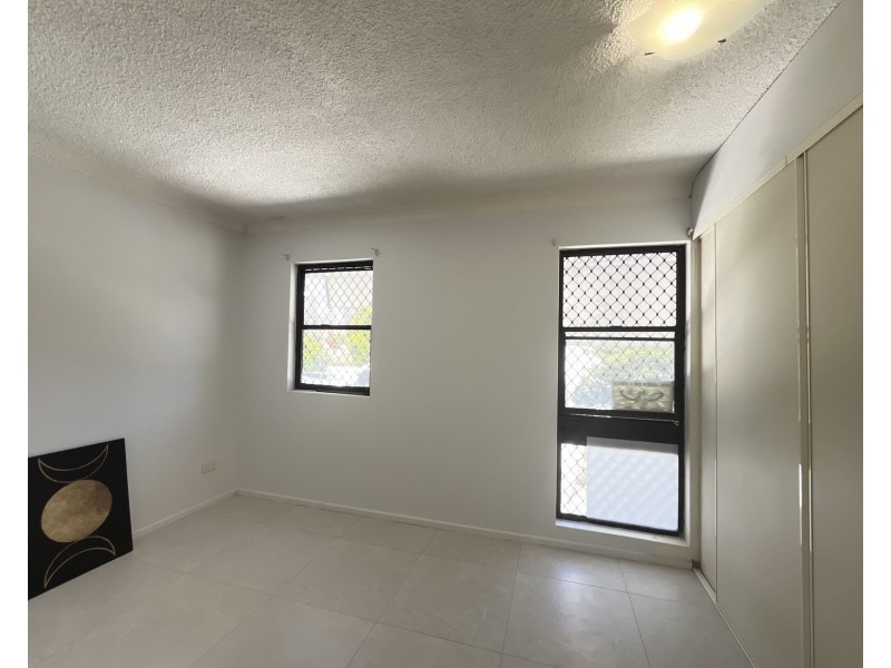 7/37-41 Markwell Avenue, Surfers Paradise QLD 4217