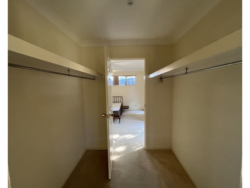 130 Henry Cotton Drive, Parkwood QLD 4214