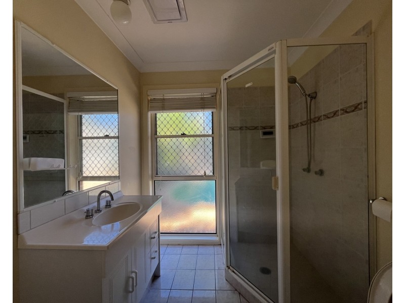 130 Henry Cotton Drive, Parkwood QLD 4214