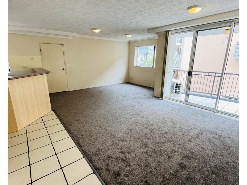 16/132 High Street, Southport QLD 4215