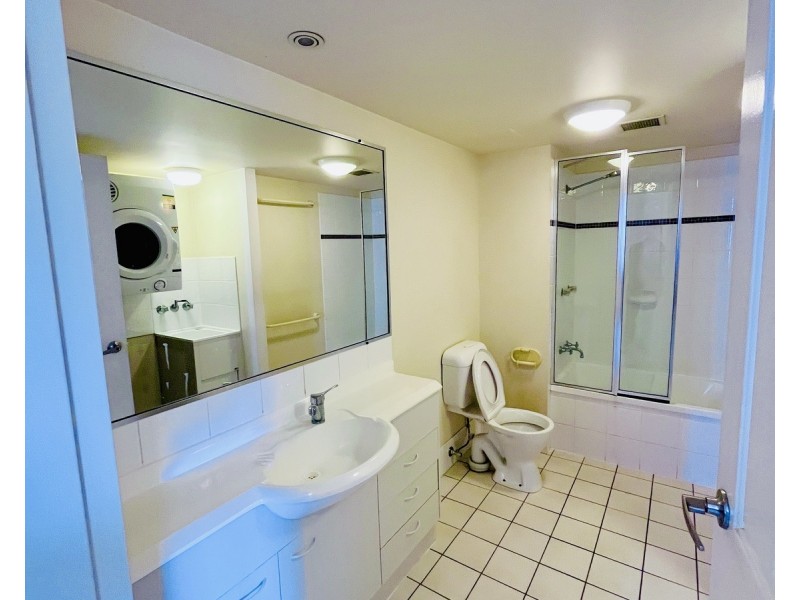 16/132 High Street, Southport QLD 4215