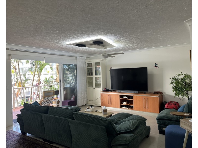 4/20 Canal Avenue, Runaway Bay QLD 4216