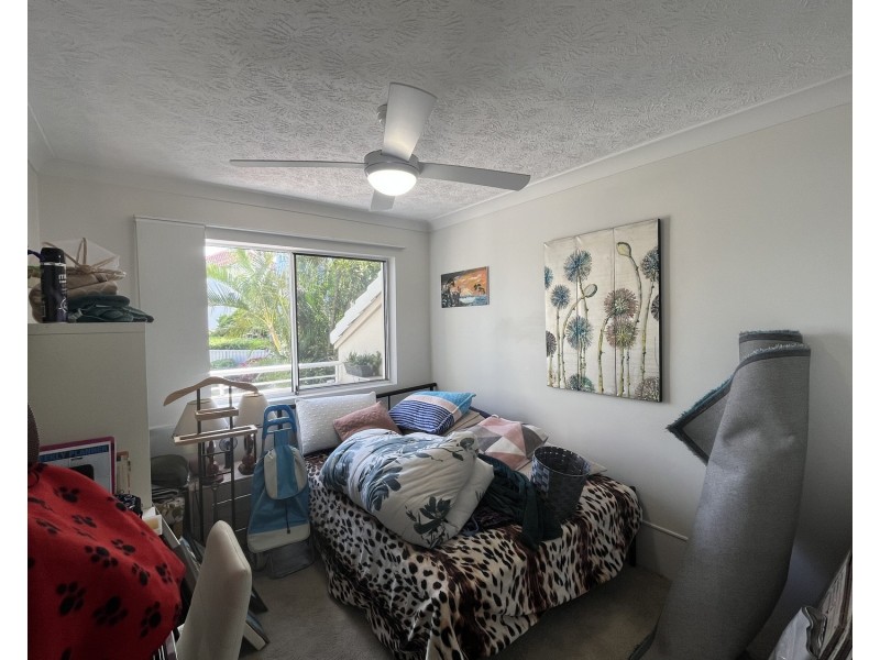 4/20 Canal Avenue, Runaway Bay QLD 4216