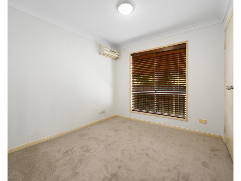 2 Tewantin Close, Parkwood QLD 4214