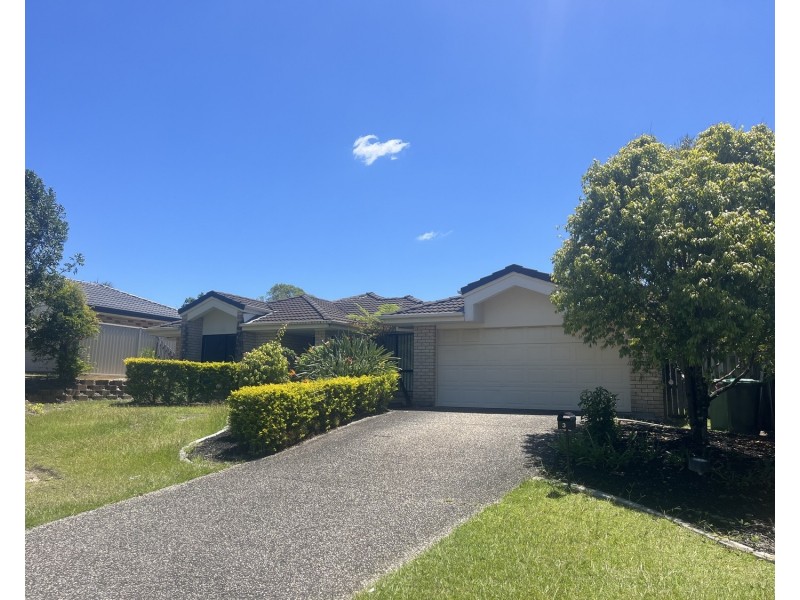 3 Chelmsford Place, Parkwood QLD 4214