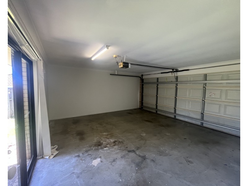 3 Chelmsford Place, Parkwood QLD 4214