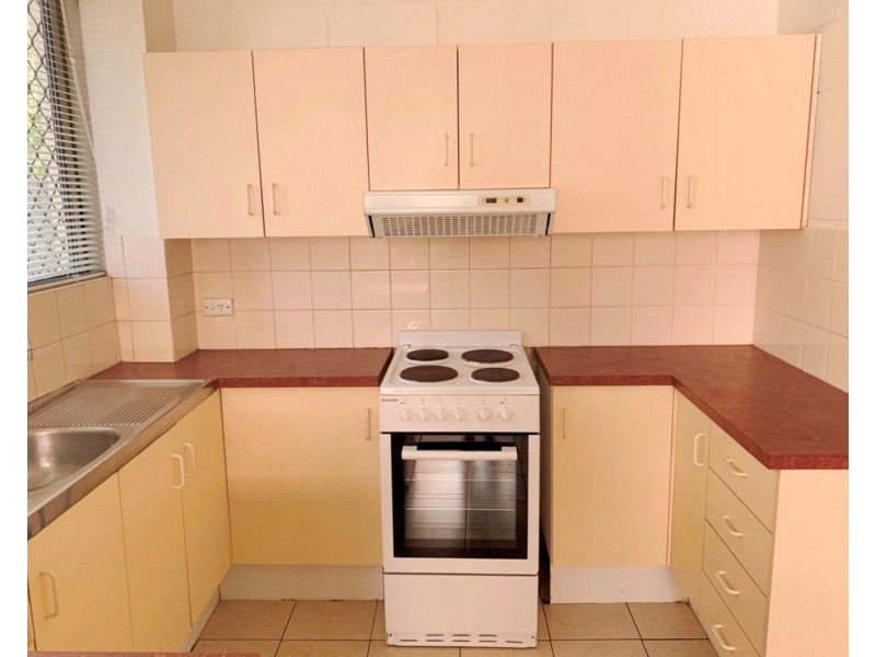 1/151 High Street, Southport QLD 4215