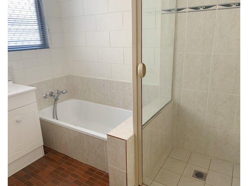 1/151 High Street, Southport QLD 4215