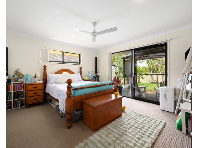 36 Highview Place, Parkwood QLD 4214