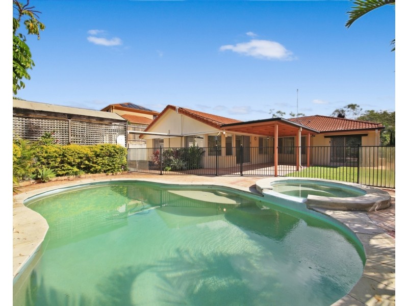 3 Lilydale Place, Molendinar QLD 4214