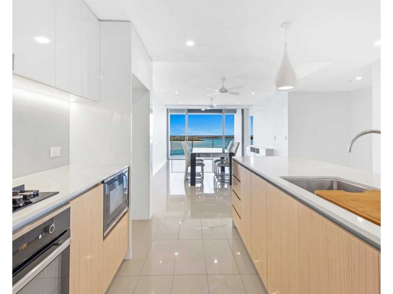 804/388 Marine Parade, Labrador QLD 4215