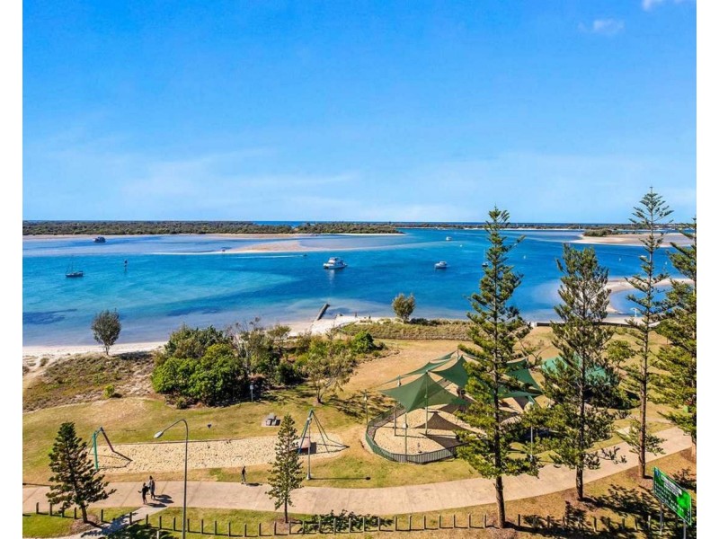 804/388 Marine Parade, Labrador QLD 4215