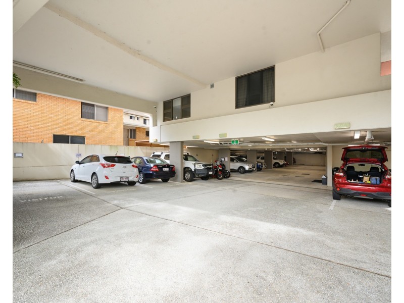 3/20 Lawson Street, Southport QLD 4215