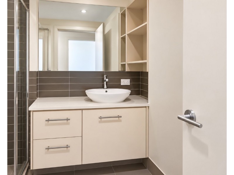 9/20 Lawson Street, Southport QLD 4215