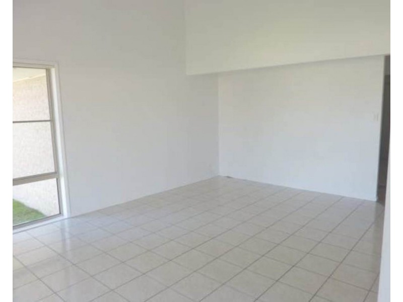 11 Jacklin Court, Parkwood QLD 4214