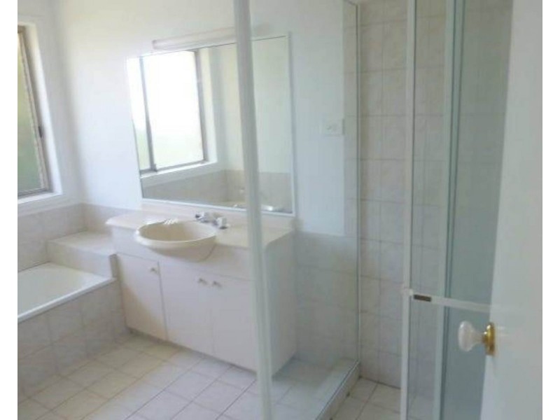 11 Jacklin Court, Parkwood QLD 4214