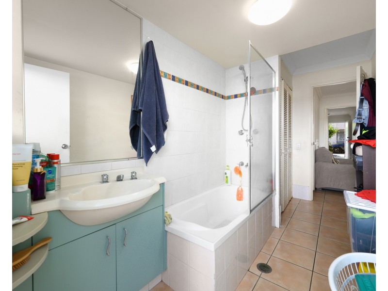 4/218 Queen Street, Southport QLD 4215