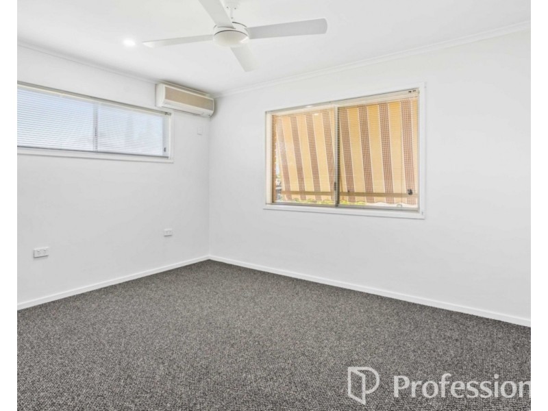 11 Berringa Court, Ashmore QLD 4214
