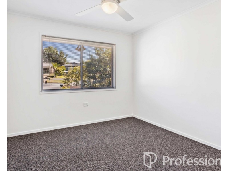 11 Berringa Court, Ashmore QLD 4214