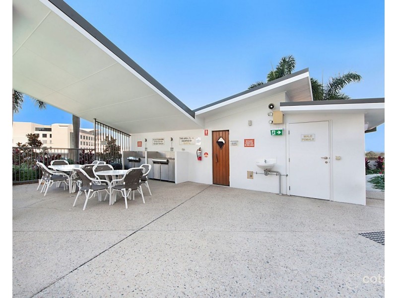 216/105 Scarborough Street, Southport QLD 4215